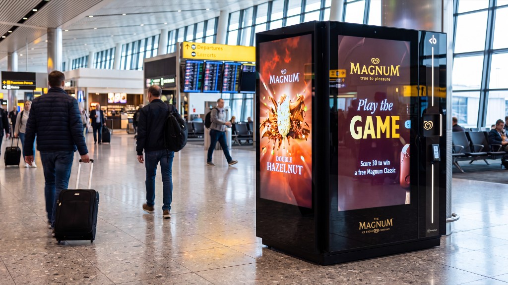 Brand creative running on a Bright.Blue machine in an airport